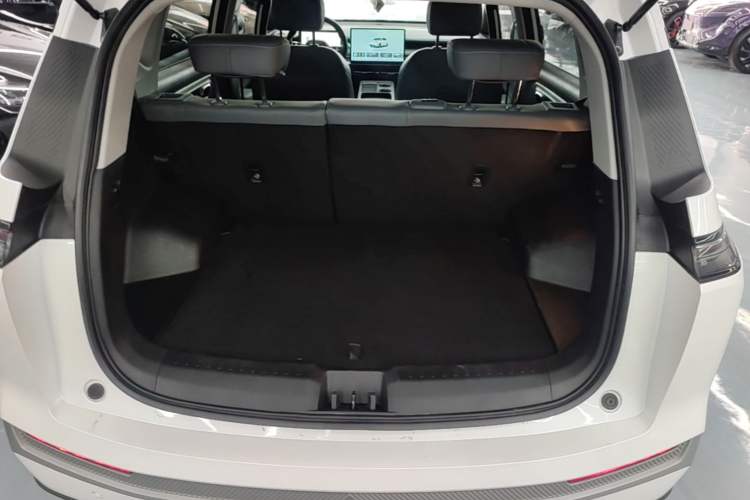 Used AION Y 2025 Plus 510 Zhihao Edition Trunk
