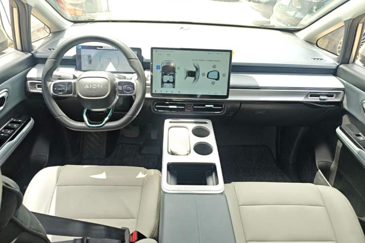 Used AION Y 2025 Plus 510 Enjoy Edition Center Console