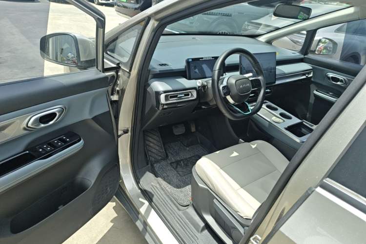 Used AION Y 2025 Plus 510 Enjoy Edition Driver Seat