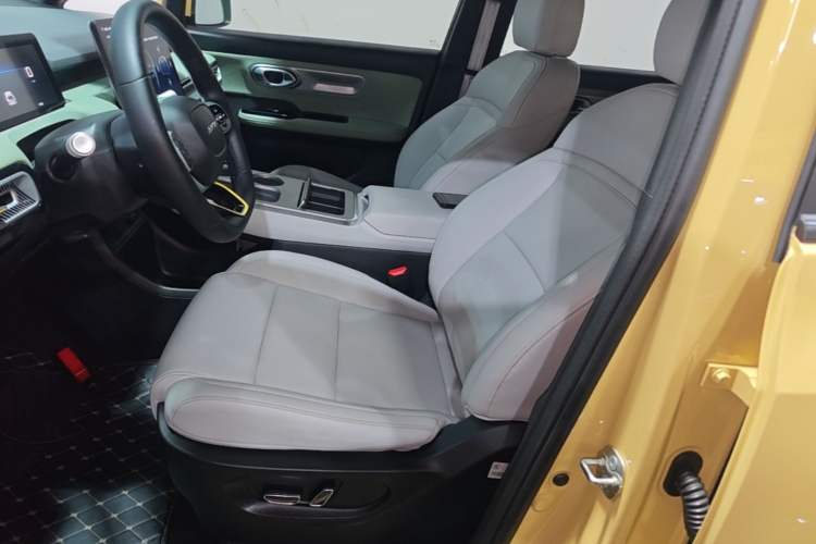 Used AION Y 2025 Plus 510 Zhihao Edition Left Front Seat