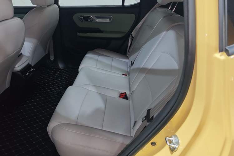 Used AION Y 2025 Plus 510 Zhihao Edition Left Rear Seat