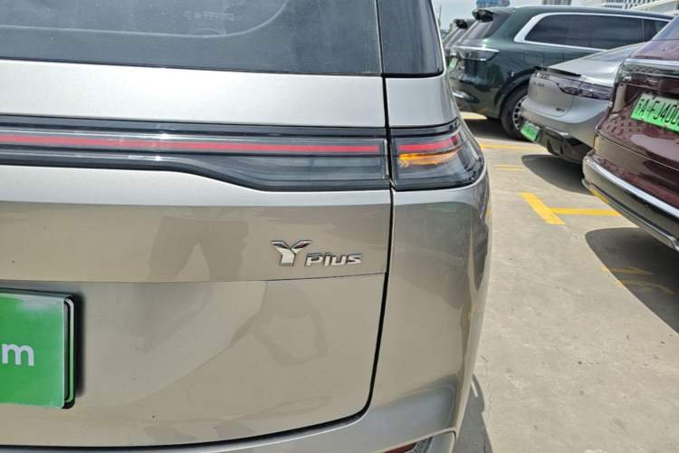 Used AION Y 2025 Plus 510 Enjoy Edition Right Rear Taillight