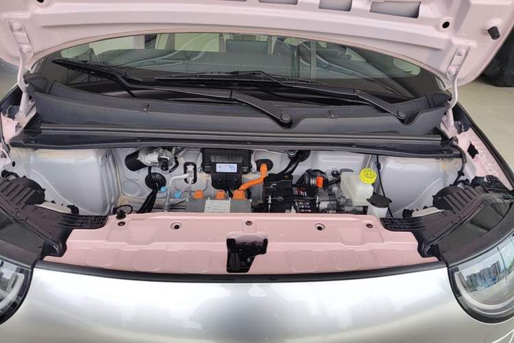 Used Aishang 2026 Model Glamorous Edition Engine Bay