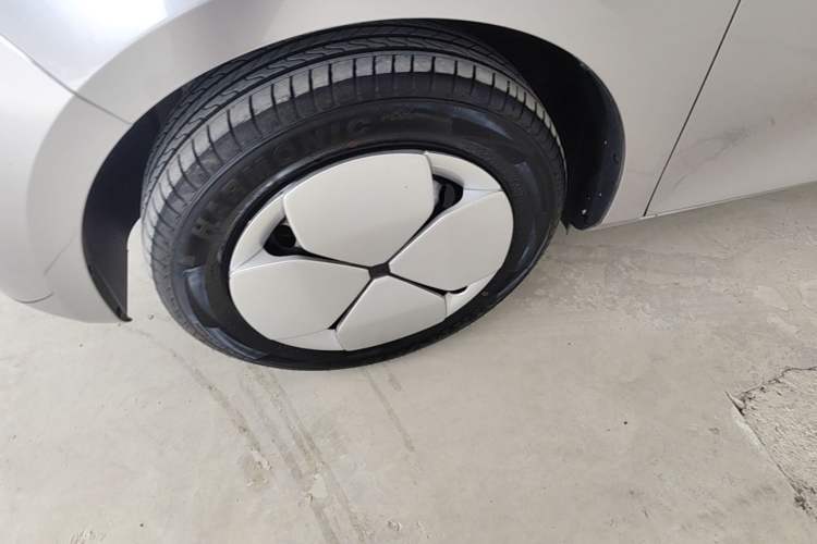 Used Aishang 2026 Model Glamorous Edition Left Front Wheel Hub