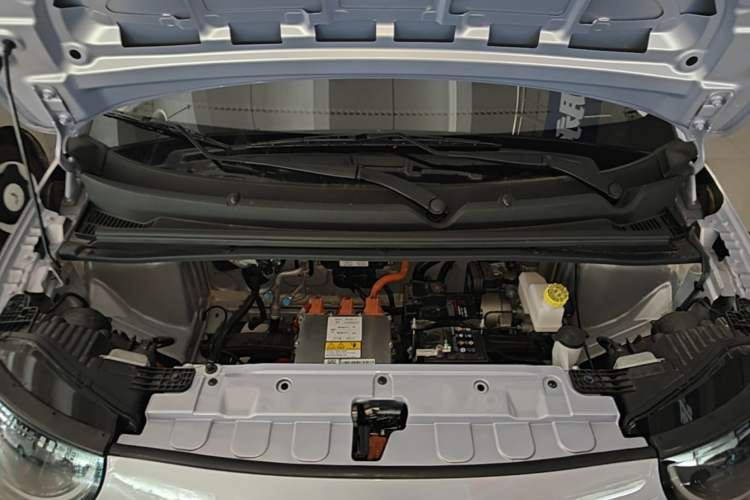 Used Aishang 2026 Model Cool Edition Engine Bay