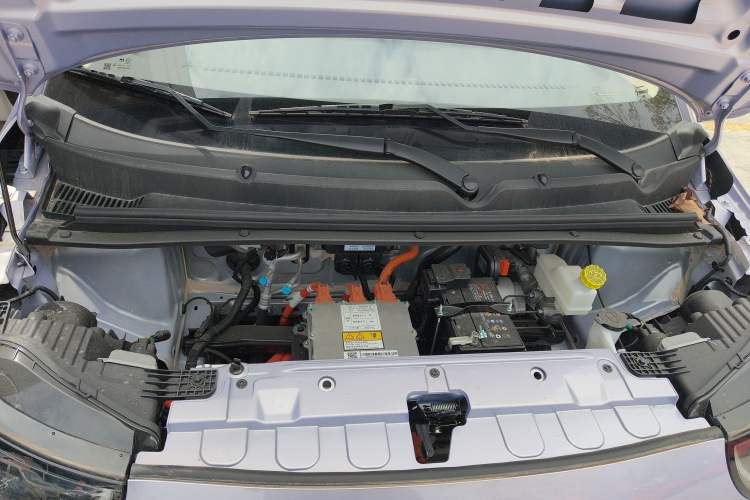 Used Aishang 2026 Model Glamorous Edition Engine Bay