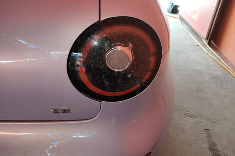 Used Aishang 2026 Model Glamorous Edition Right Rear Taillight