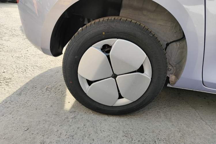 Used Aishang 2026 Model Glamorous Edition Right Rear Wheel Hub