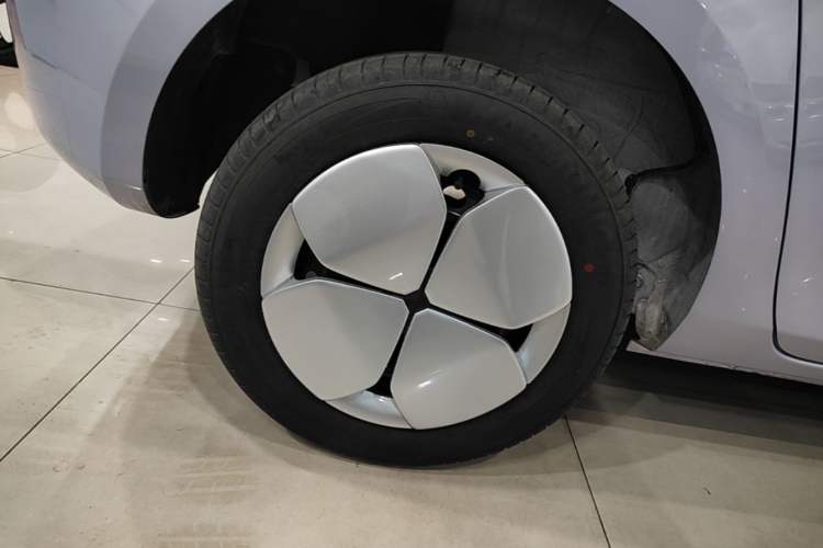 Used Aishang 2026 Model Glamorous Edition Right Rear Wheel Hub