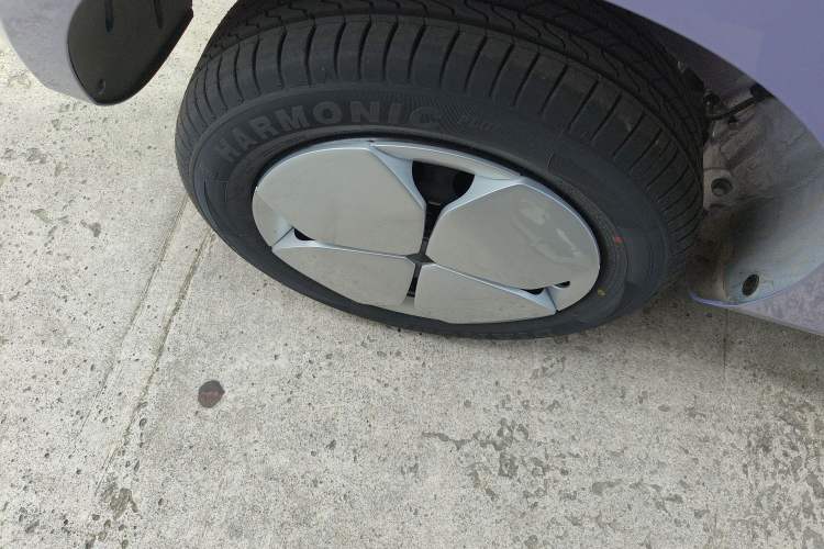 Used Aishang 2026 Model Glamorous Edition Right Rear Wheel Hub