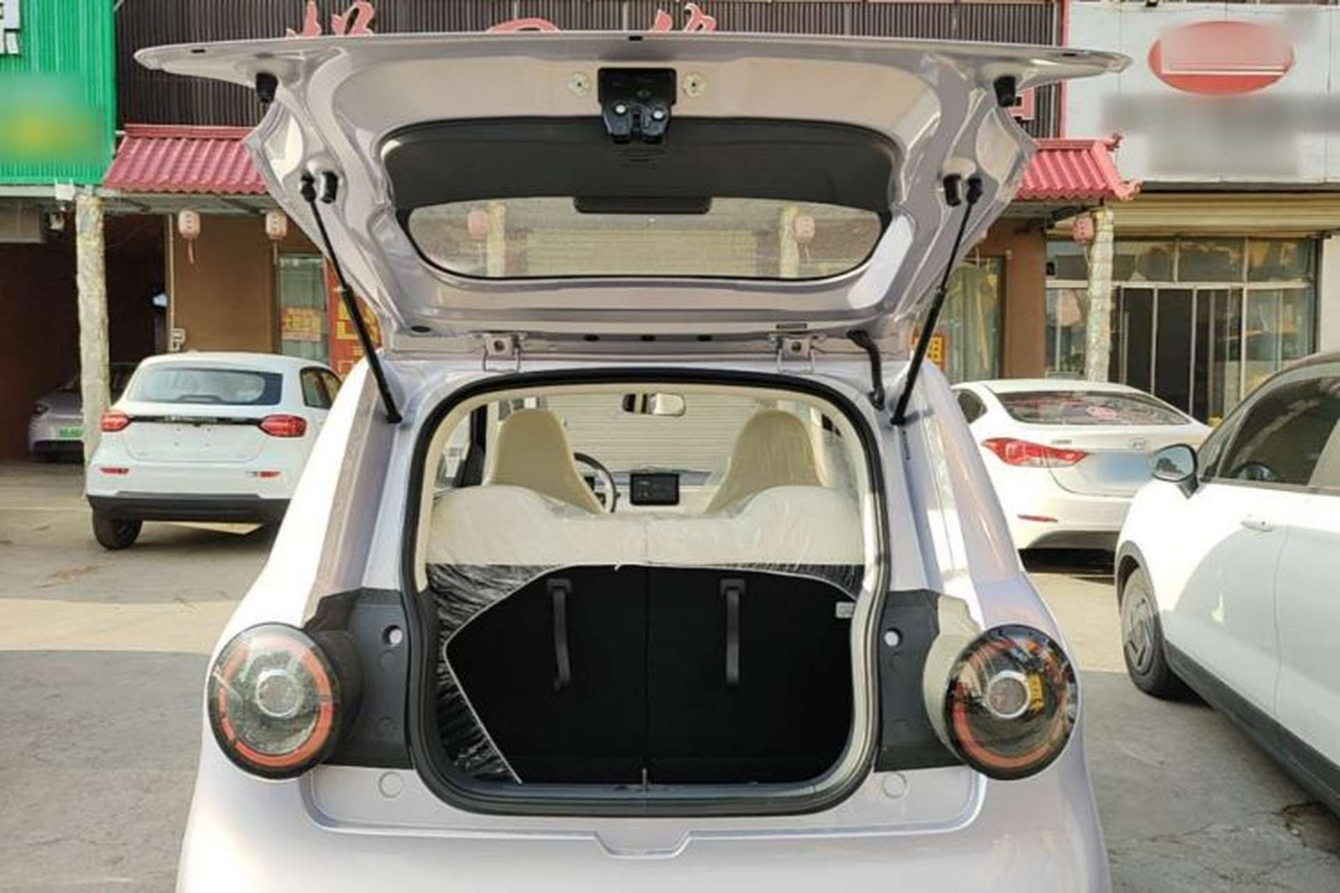 Used Aishang 2026 Model Glamorous Edition Trunk