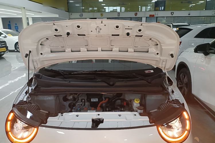 Used Aishang 2026 Model Glamorous Edition Engine Bay