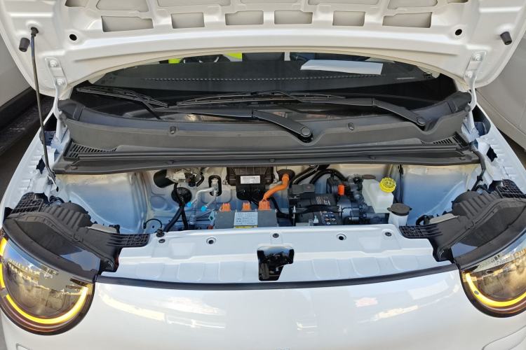 Used Aishang 2026 Model Glamorous Edition Engine Bay