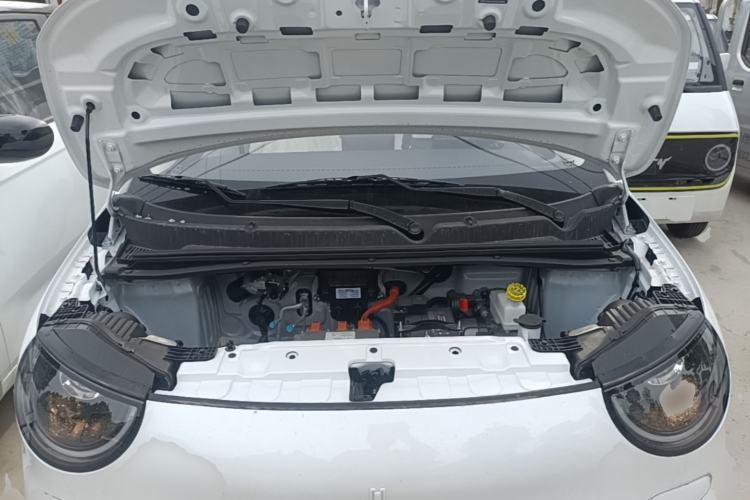 Used Aishang 2026 Model Glamorous Edition Engine Bay