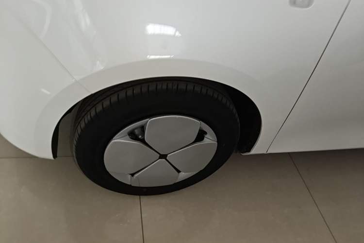 Used Aishang 2026 Model Glamorous Edition Left Front Wheel Hub