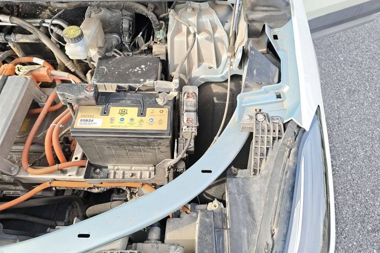 Used Aiways U5 2021 U5 Standard Range PURE Intelligent Clean Version Engine Bay Left