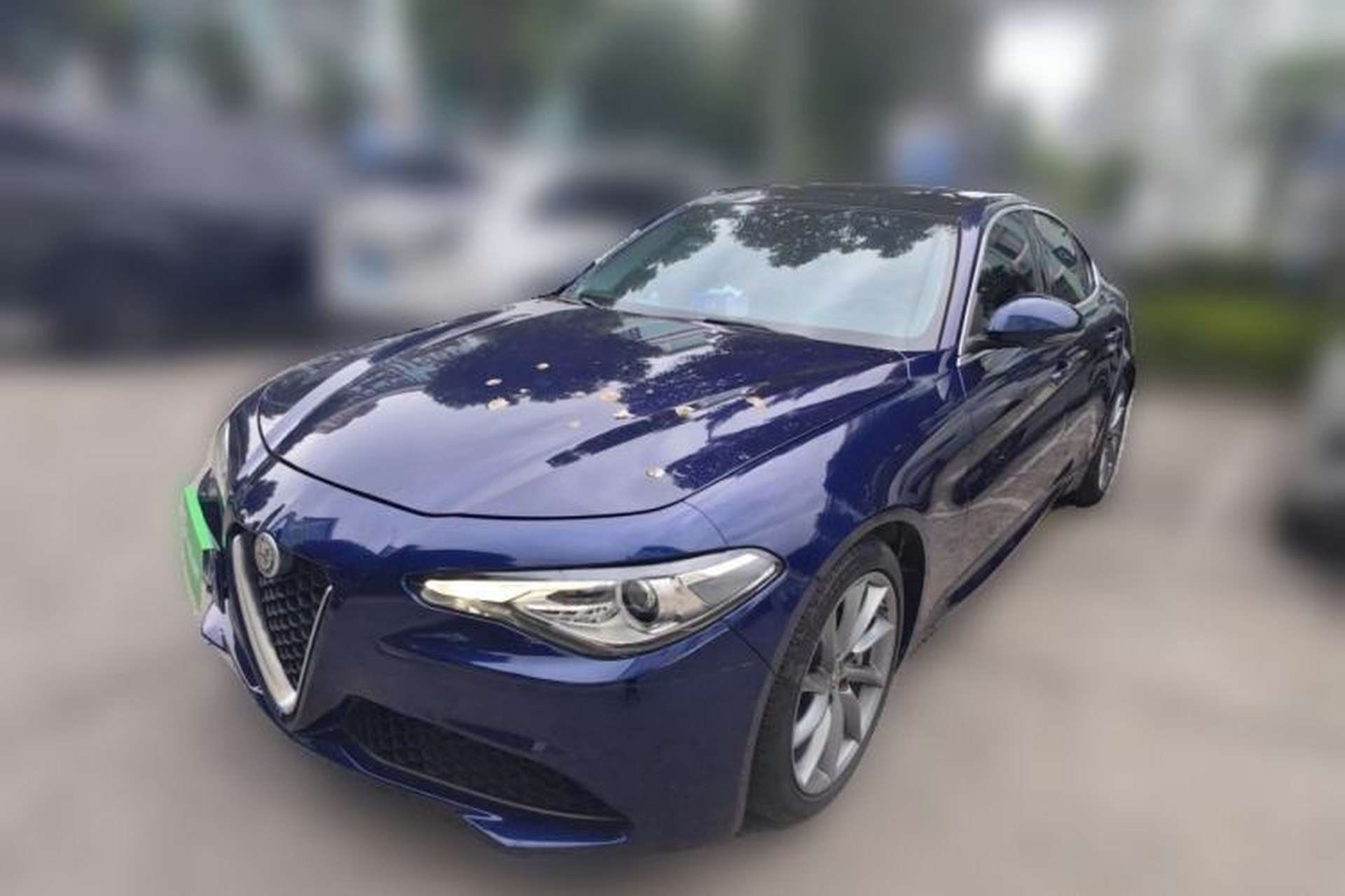 Used Alfa Romeo Giulia 2017 2.0T 280HP Luxury Edition Front Left 45 Deg