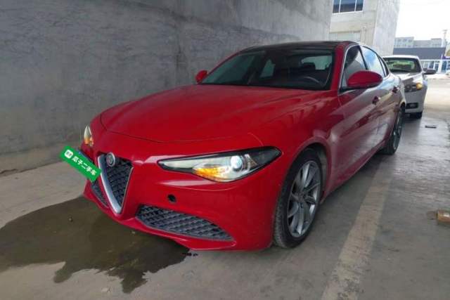 Used Alfa Romeo Giulia 2017 2.0T 200HP Luxury Edition