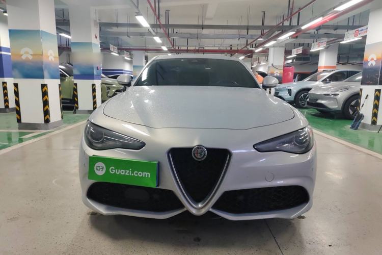 Used Alfa Romeo Giulia 2022 2.0T 280HP Ti Driving Edition Exterior 1