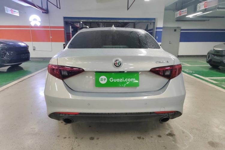 Used Alfa Romeo Giulia 2022 2.0T 280HP Ti Driving Edition Exterior 4