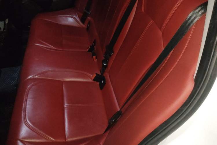 Used Alfa Romeo Giulia 2017 2.0T 200HP Elite Edition Left Rear Seat