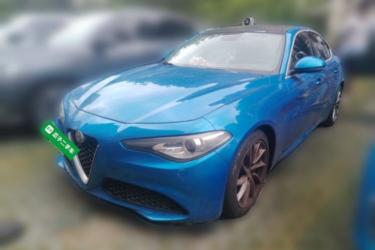 Used Alfa Romeo Giulia 2017 2.0T 200HP Luxury Edition Guazi used car, China used car export, Used car for sale, Used  cars, Cheapest cars for sale