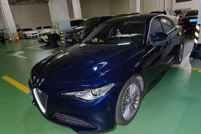 Used Alfa Romeo Giulia 2017 2.0T 280HP Luxury Edition