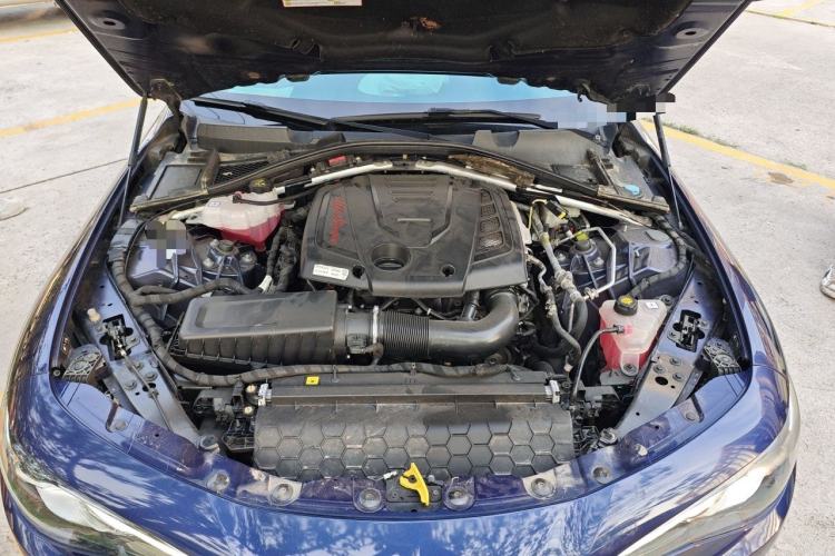 Used Alfa Romeo Giulia 2017 2.0T 280HP Luxury Edition Engine Bay