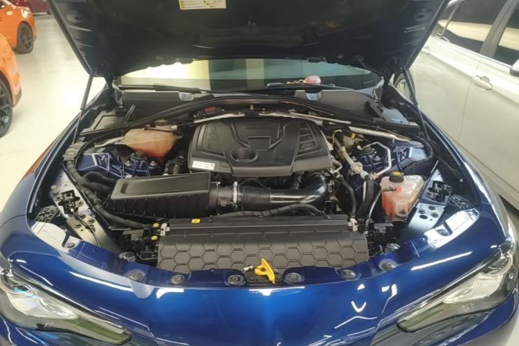 Used Alfa Romeo Giulia 2017 2.0T 200HP Luxury Edition Engine Bay