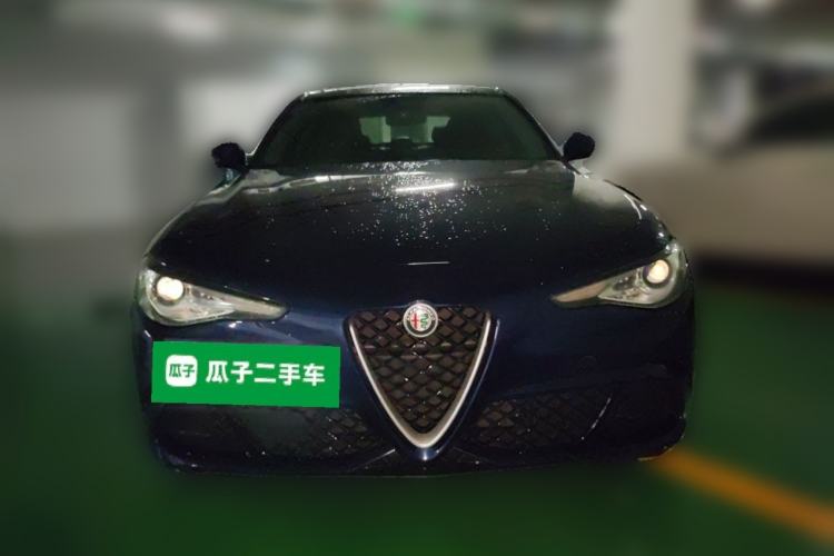 Used Alfa Romeo Giulia 2017 2.0T 280HP Luxury Edition Front
