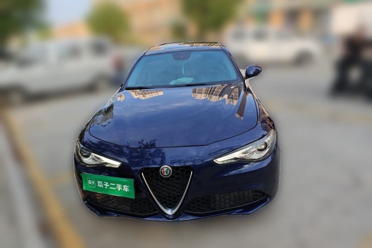 Used Alfa Romeo Giulia 2017 2.0T 280HP Luxury Edition Front