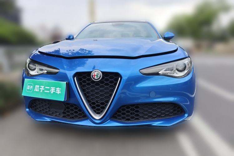 Used Alfa Romeo Giulia 2017 2.0T 280HP Luxury Edition Front