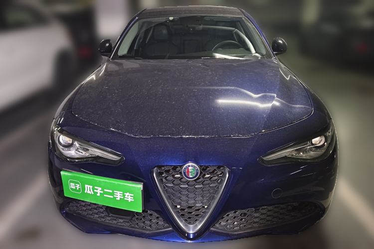 Used Alfa Romeo Giulia 2017 2.0T 280HP Luxury Edition Front
