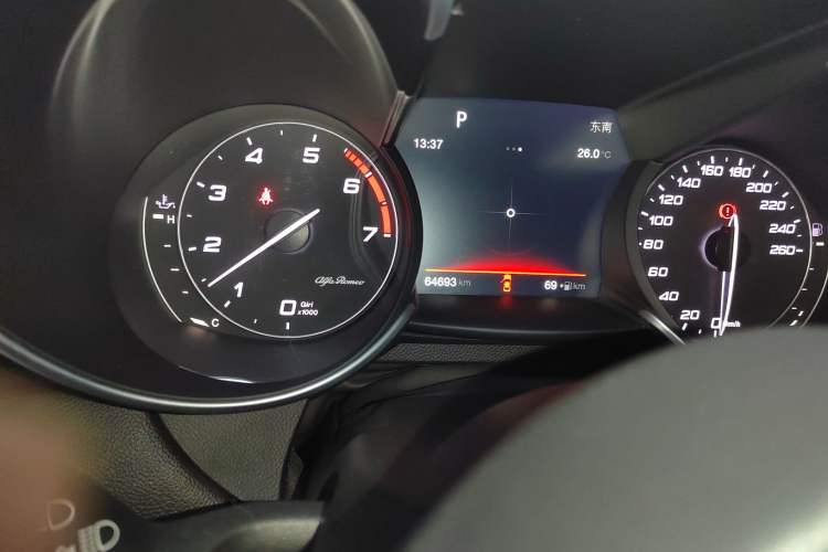 Used Alfa Romeo Giulia 2017 2.0T 280HP Luxury Edition Instrument Cluster