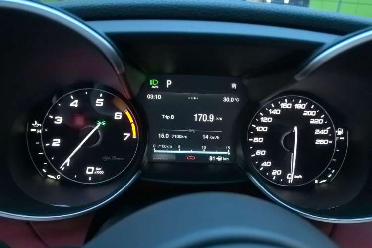 Used Alfa Romeo Giulia 2017 2.0T 200HP Luxury Edition Instrument Cluster