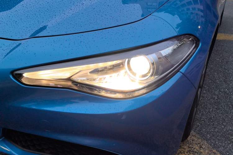 Used Alfa Romeo Giulia 2017 2.0T 200HP Luxury Edition Left Front Headlight