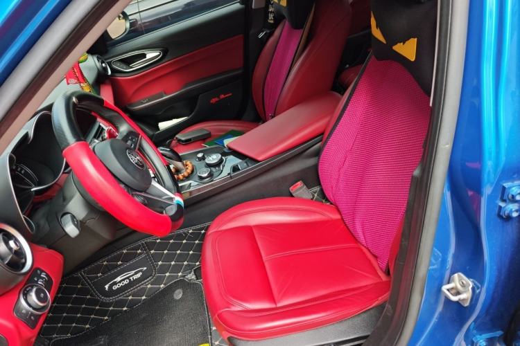 Used Alfa Romeo Giulia 2017 2.0T 200HP Elite Edition Left Front Seat