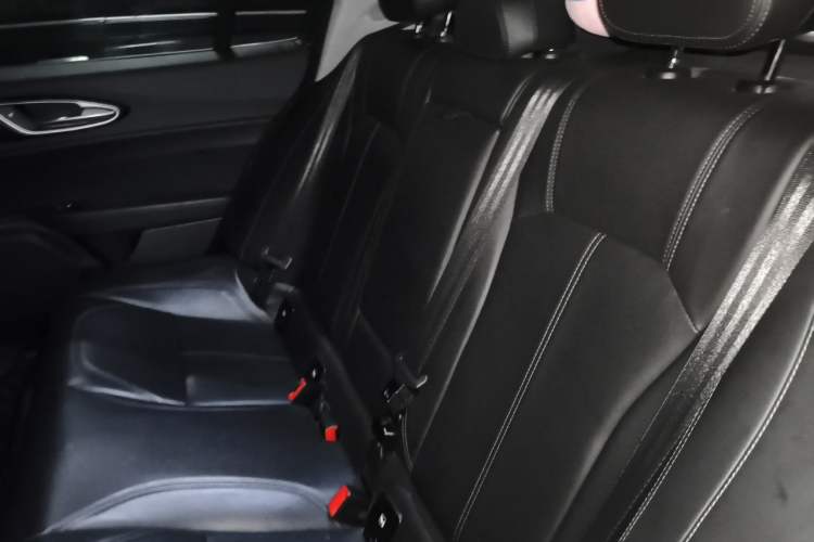 Used Alfa Romeo Giulia 2017 2.0T 280HP Luxury Edition Left Rear Seat