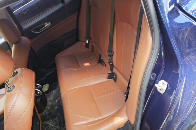 Used Alfa Romeo Giulia 2017 2.0T 200HP Elite Edition Left Rear Seat
