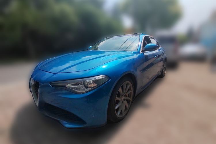Used Alfa Romeo Giulia 2017 2.0T 280HP Luxury Edition Guazi used car, China used car export, Used car for sale, Used  cars, Cheapest cars for sale