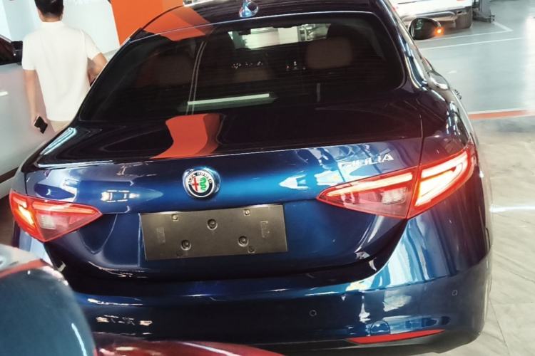 Used Alfa Romeo Giulia 2017 2.0T 200HP Elite Edition Rear