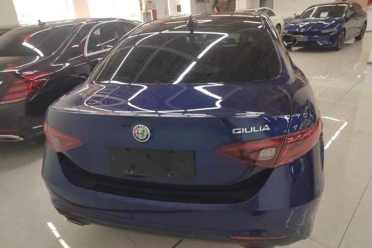 Used Alfa Romeo Giulia 2017 2.0T 280HP Luxury Edition Rear