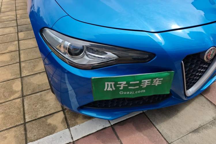 Used Alfa Romeo Giulia 2017 2.0T 200HP Elite Edition Right Front Headlight