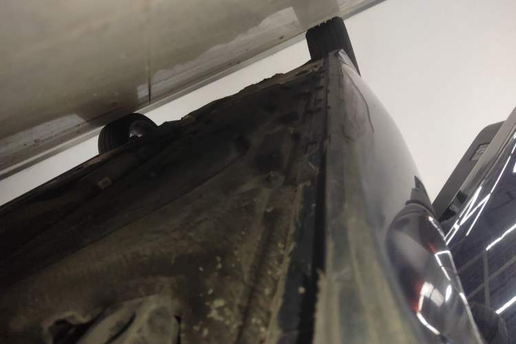 Used Alfa Romeo Giulia 2017 2.0T 280HP Luxury Edition Right Side Sill