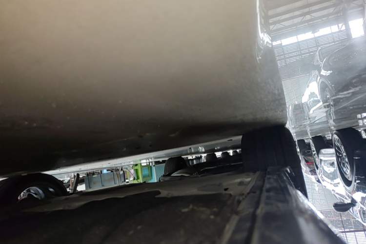 Used Alfa Romeo Giulia 2017 2.0T 200HP Luxury Edition Right Side Sill