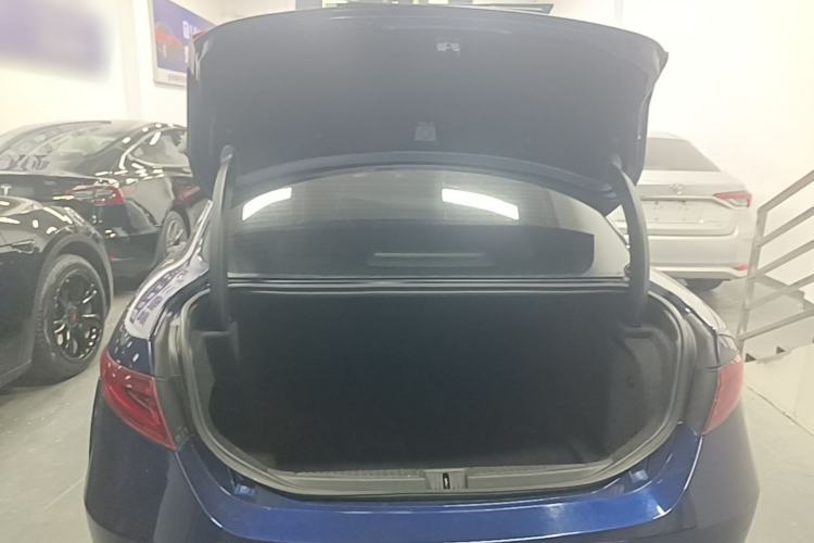 Used Alfa Romeo Giulia 2017 2.0T 200HP Elite Edition Trunk