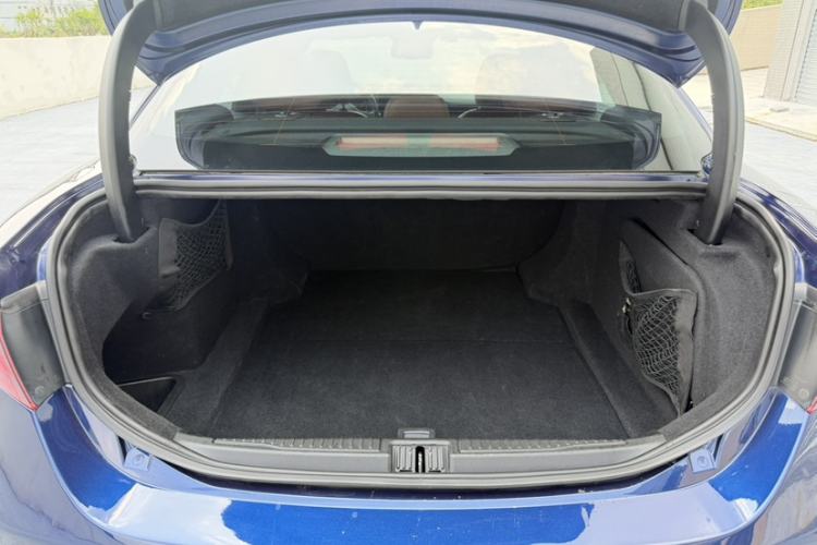 Used Alfa Romeo Giulia 2017 2.0T 200HP Elite Edition Trunk