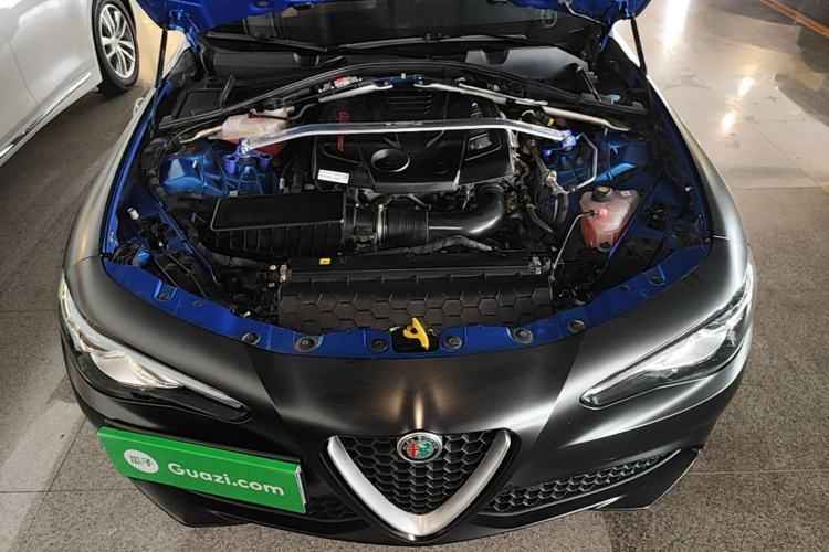 Used Alfa Romeo Giulia 2017 2.0T 280HP Luxury Edition Engine Bay