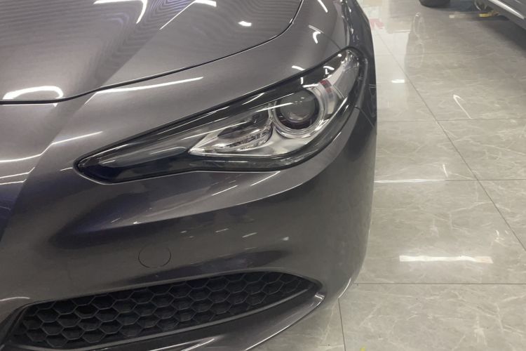Used Alfa Romeo Giulia 2017 2.0T 200HP Luxury Edition Left Front Headlight