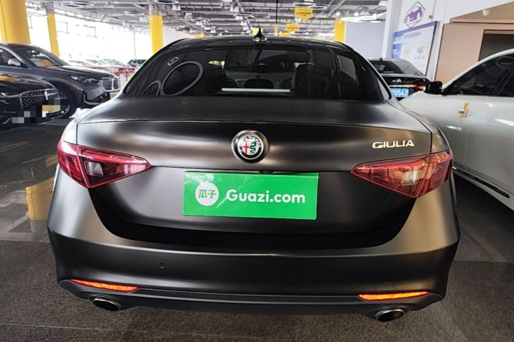 Used Alfa Romeo Giulia 2017 2.0T 280HP Luxury Edition Rear